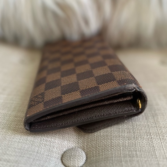 Authentic Louis Vuitton Damier Roseberry Wallet - Picture 8 of 9